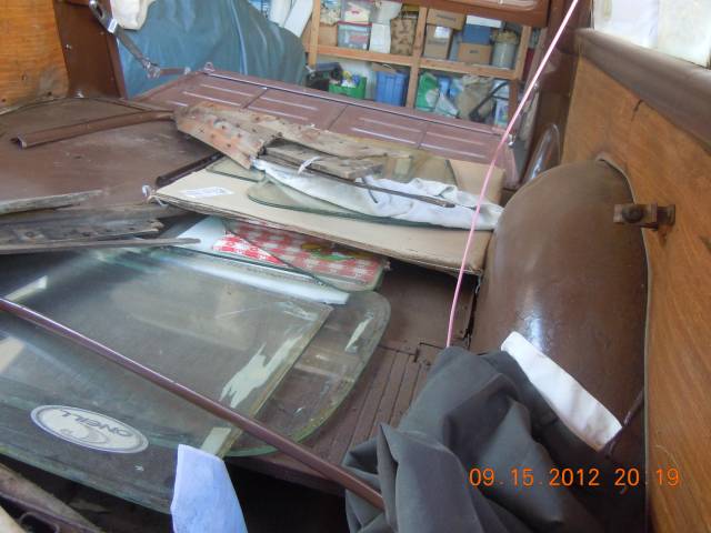 Ford Custom DeLuxe Country Squire - Alle Teile inkl. Glas vorhanden