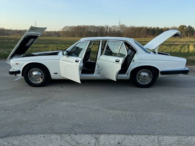 Jaguar Sovereign H.E. V12