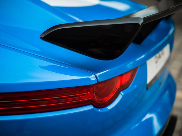 Jaguar F-Type Project 7