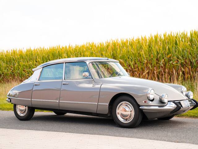 Citroën DS 21 Pallas