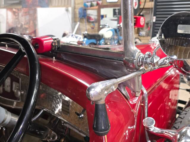 Pierce-Arrow Modell 43