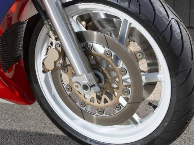 Honda VFR 750R RC 30