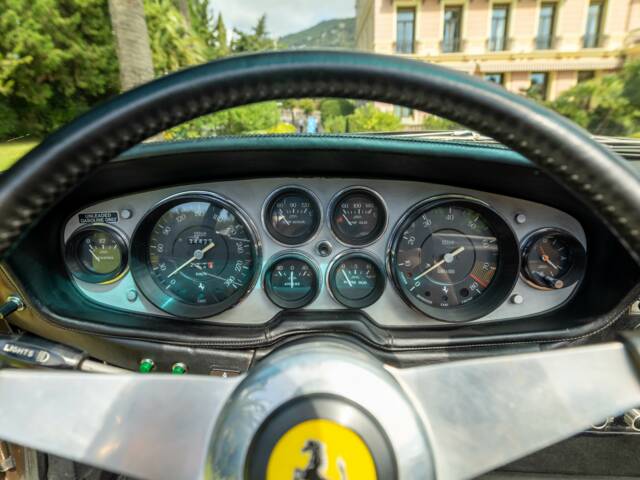 Ferrari 365 GTB/4 Spyder