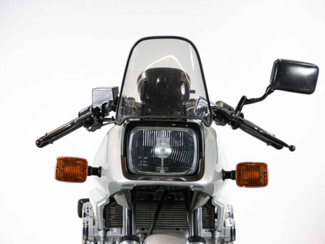 Suzuki GSX 750S Katana