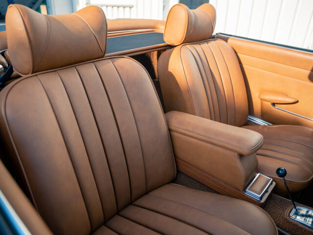 Mercedes-Benz 280 SL