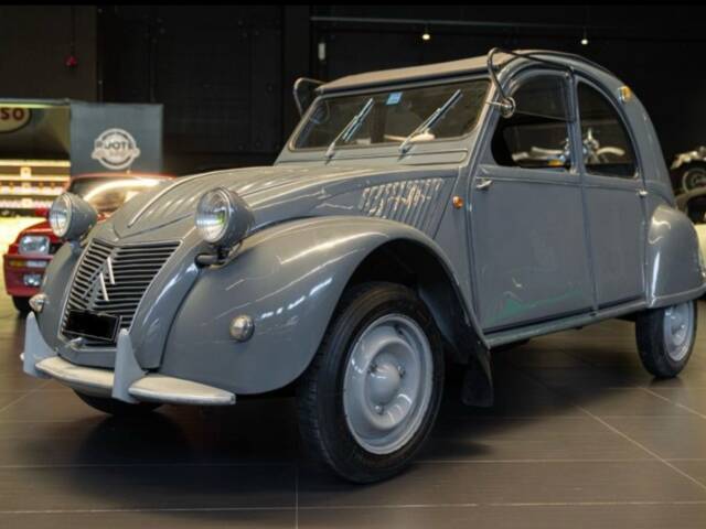 Image 1/47 of Citroën 2 CV (1956)