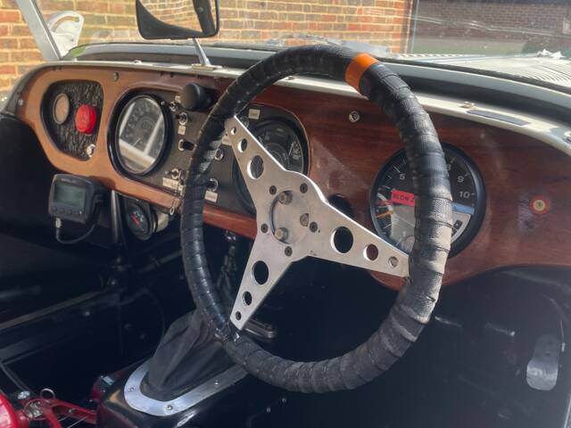 Morgan Plus 4