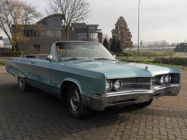 Afbeelding 1/6 van Chrysler 300 (1967)