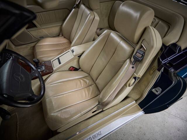 Mercedes-Benz SL 280