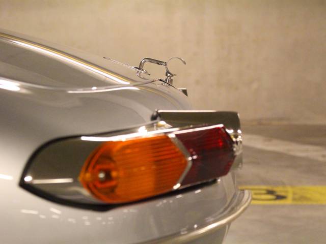 Jaguar E-Type 3.8