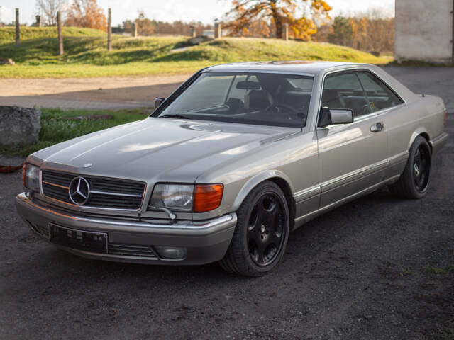 Mercedes-Benz 560 SEC