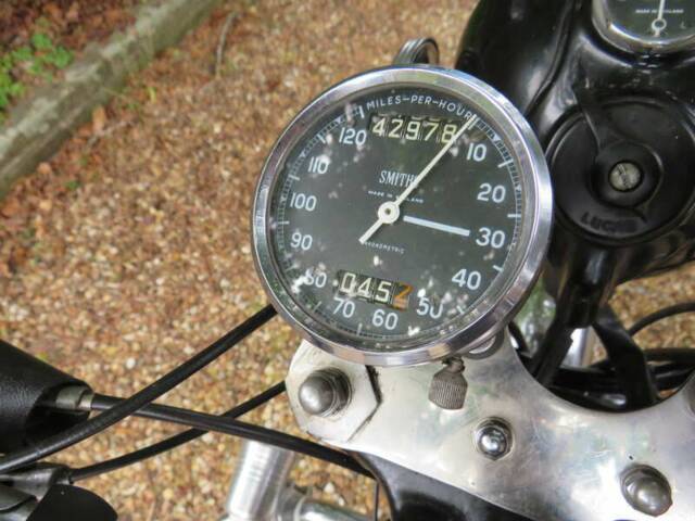 BSA DBD 34 Gold Star