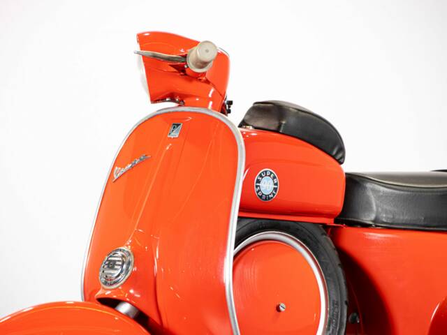 Piaggio Vespa 90