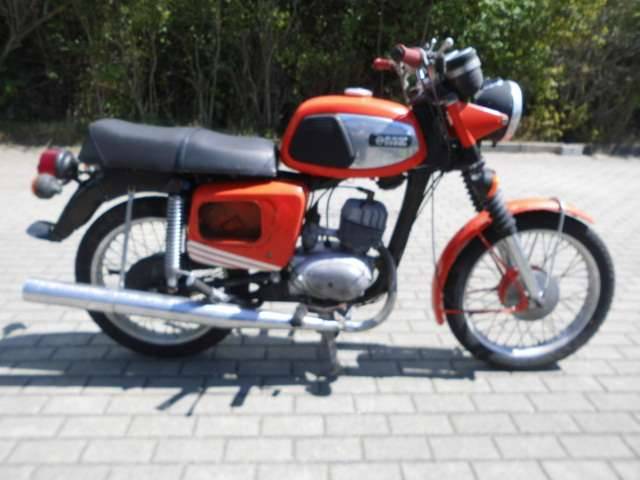 Afbeelding 1/37 van MZ DUMMY (1981)