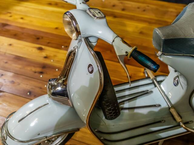 Piaggio Vespa 125