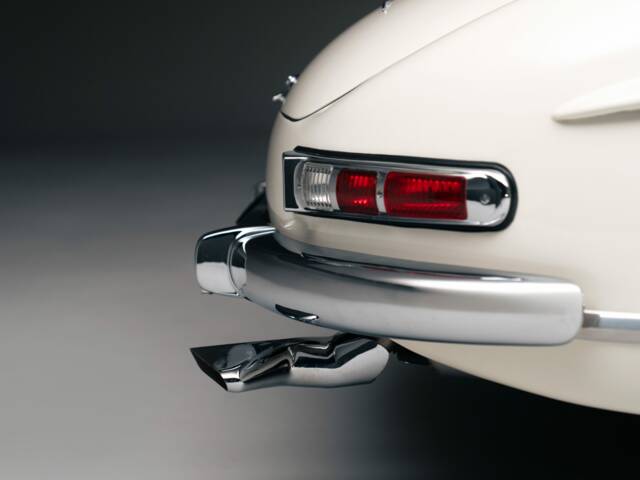 Mercedes-Benz 300 SL Roadster