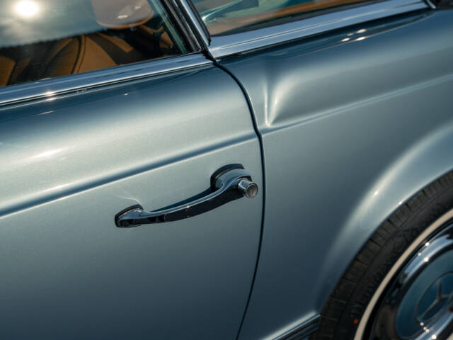 Mercedes-Benz 280 SL
