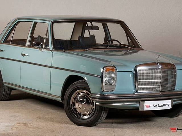 Mercedes-Benz 200 D