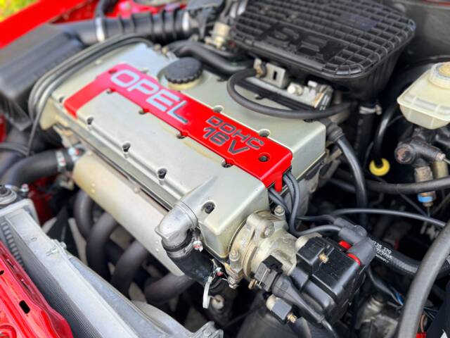 Opel Kadett 2,0i GSi 16V