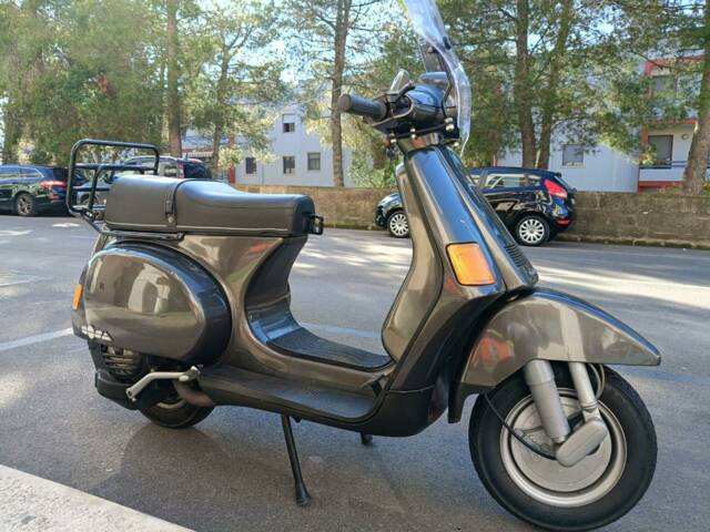 Piaggio Vespa Cosa 125