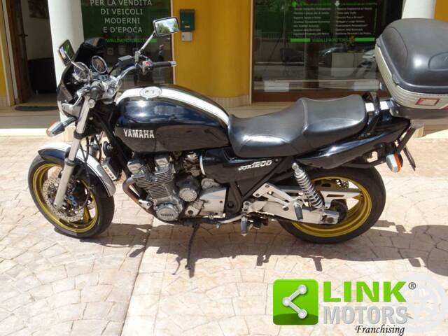 Image 1/10 of Yamaha DUMMY (1997)