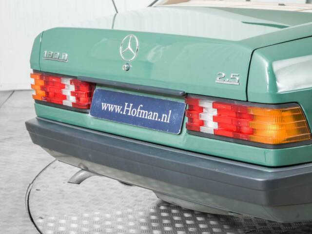 Mercedes-Benz 190 D 2.5