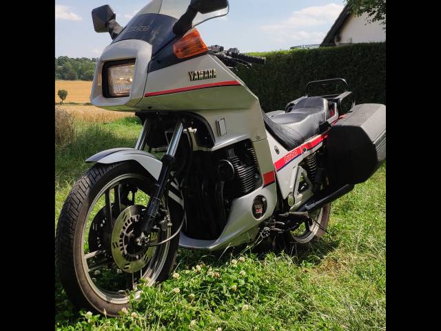 Image 1/10 of Yamaha DUMMY (1987)