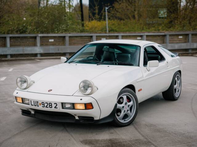 Bild 1/8 von Porsche 928 S (1985)