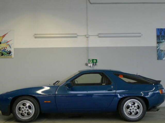 Imagen 1/35 de Porsche 928 (1981)