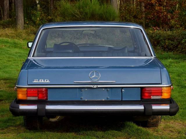 Mercedes-Benz 280