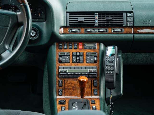 Mercedes-Benz 500 SEL