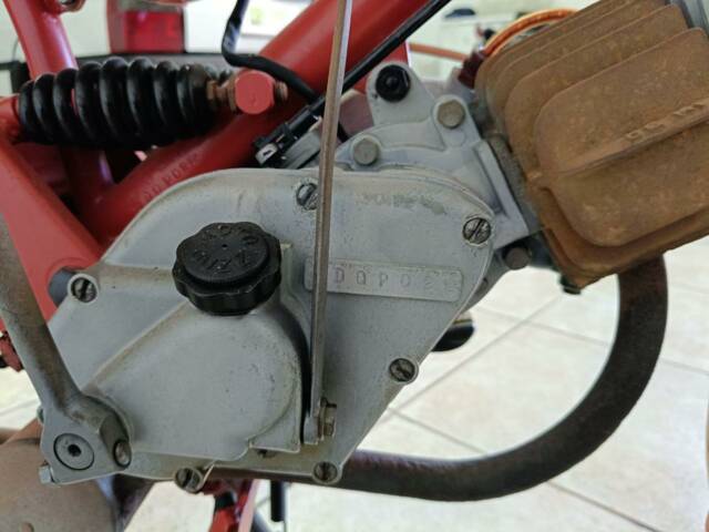 Moto Guzzi Cardellino 65