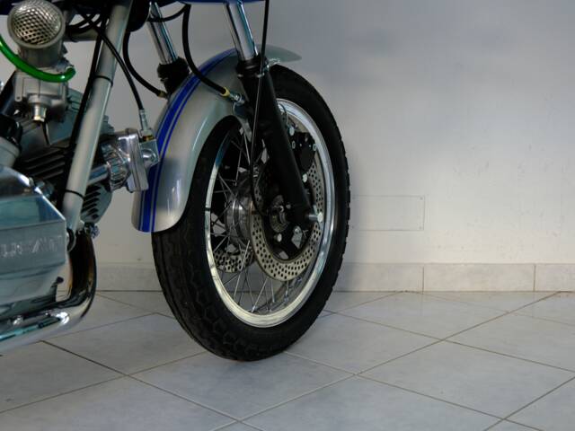 Ducati 900 SS