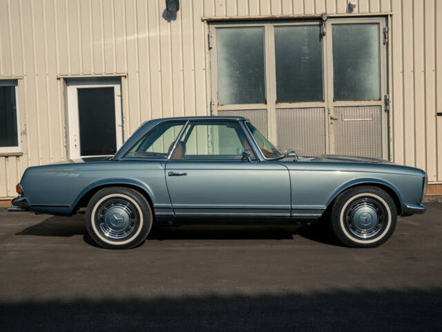 Mercedes-Benz 280 SL