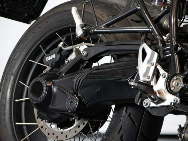 BMW R NineT