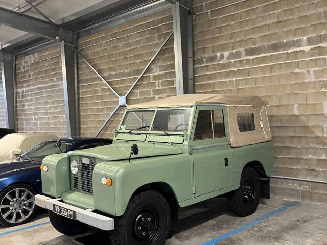 Image 1/9 of Land Rover 88 (1980)