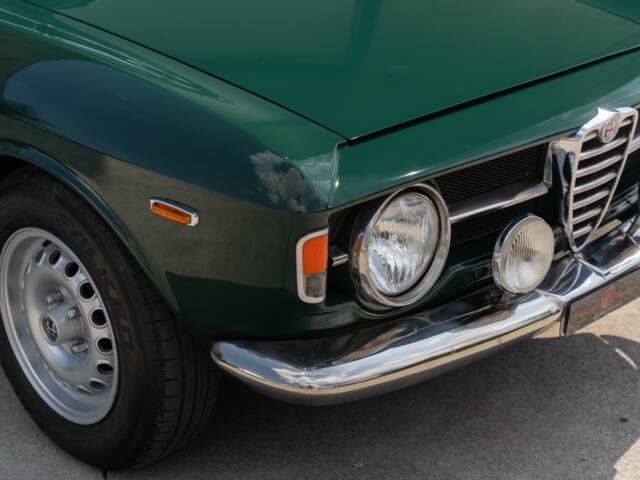 Alfa Romeo Giulia GT 1300 Junior