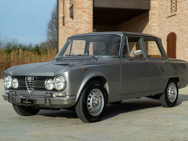 Image 1/50 of Alfa Romeo Giulia Super 1.3 (1972)