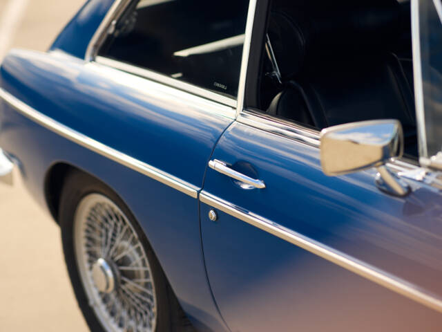MG MGC GT