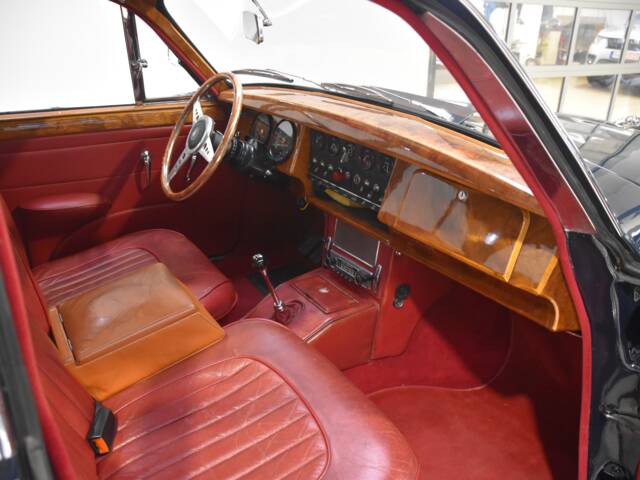 Jaguar Mk II 3.8