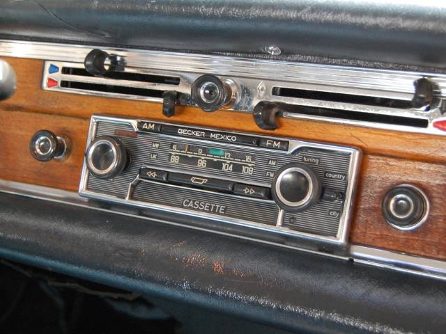 Mercedes-Benz 220 S b