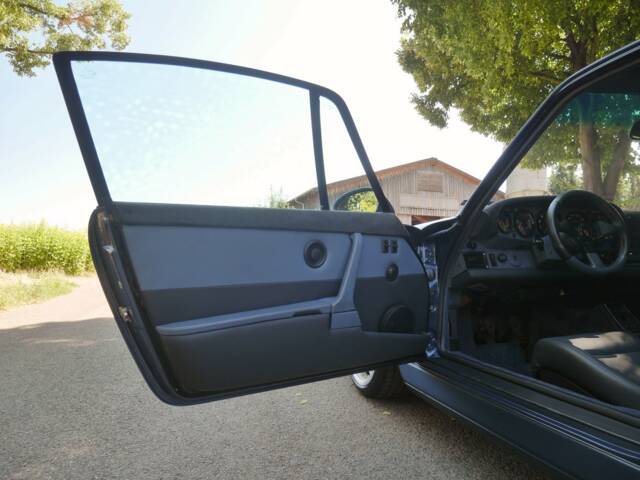 Porsche 911 Carrera 4