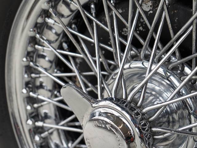 Austin-Healey 100/6 (BN6)