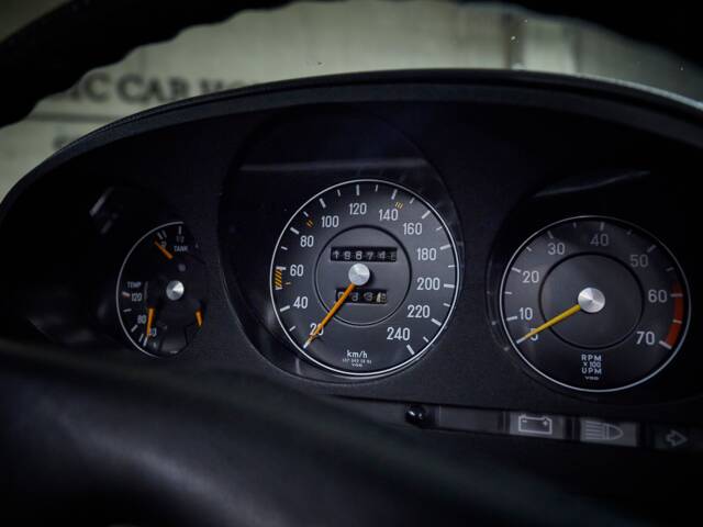 Mercedes-Benz 450 SL
