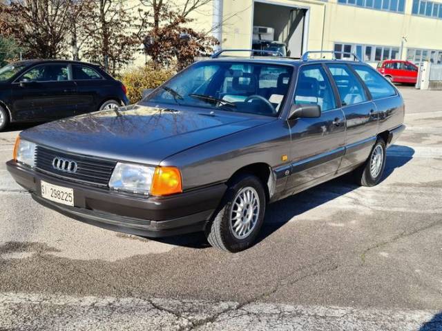 Bild 1/9 von Audi 100 Avant - 2.0 (1986)