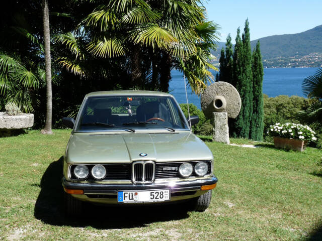 Image 1/7 of BMW 528i (1980)