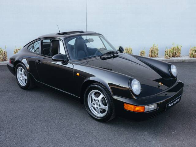Porsche 911 Carrera 4