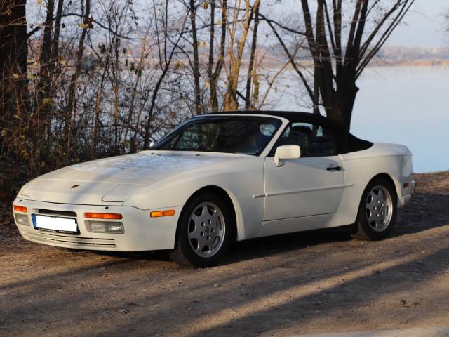 Porsche 944 S2 - Vorne