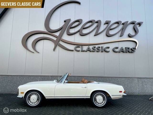 Image 1/12 de Mercedes-Benz 280 SL (1970)