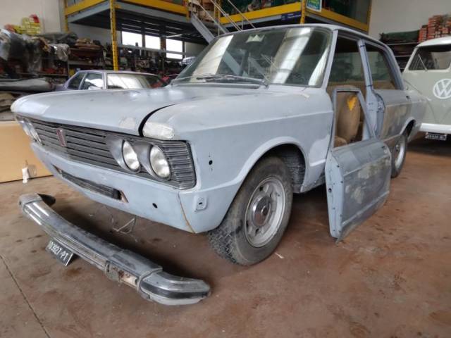 Bild 1/9 von FIAT 130 / 2800 (1970)